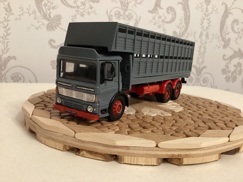 Trucks code 3 aec - 1:50,