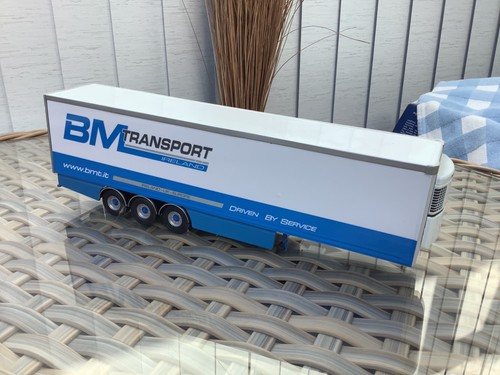 Corgi model truck scale - corgi,