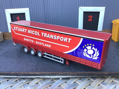 Corgi model truck scale - corgi,