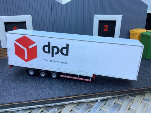Corgi truck scale - scale, code