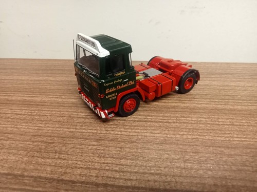 Corgi modern truck - corgi,